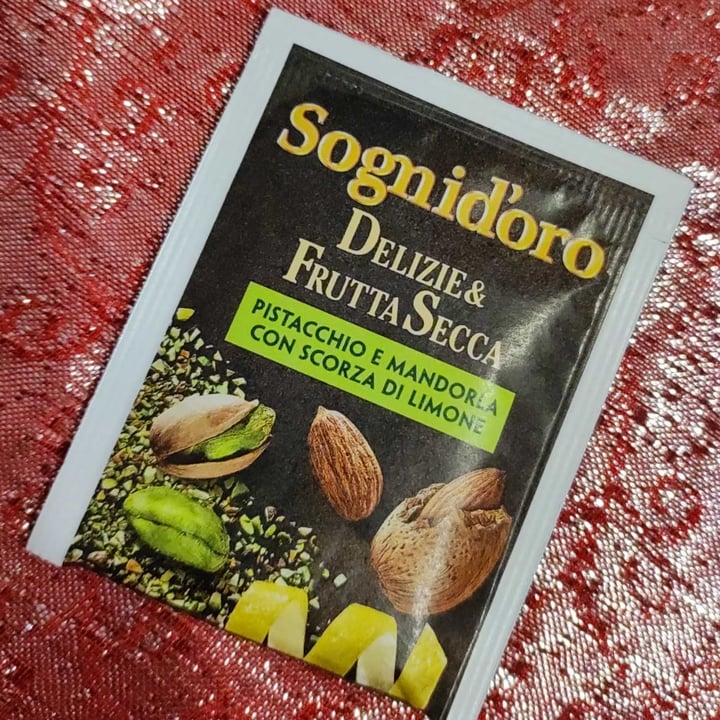 review photo of Sognid'oro Delizie di frutta secca - pistacchio e mandorle con scorza di limone shared by @lorenagrimaldi on 05 Mar 2022 - review