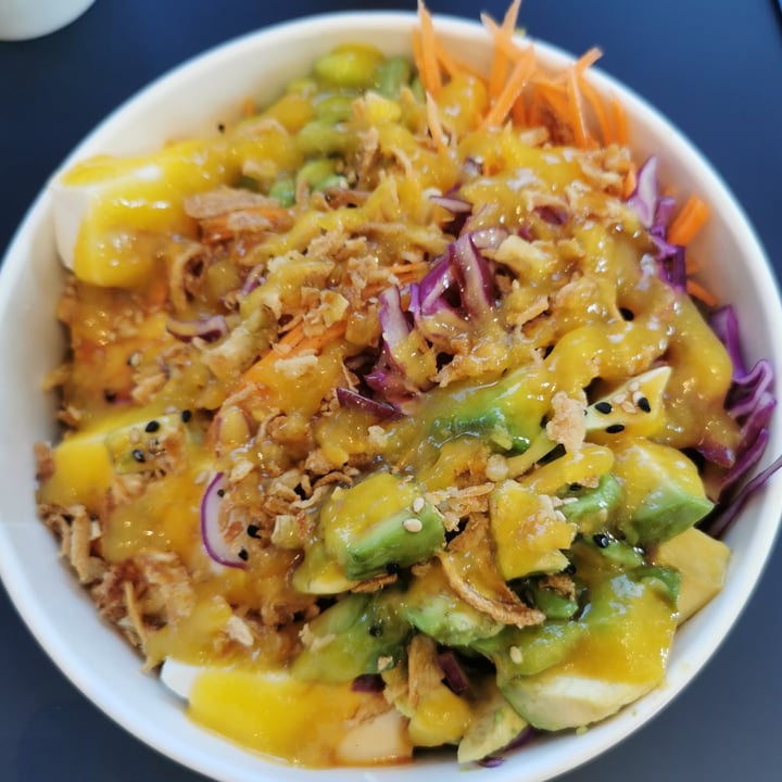 review photo of Pokeninja Pokè con Tofu, Avocado, Verdure E Salsa Al Mango (Composto Da Me) shared by @alimanniz on 07 Dec 2021 - review