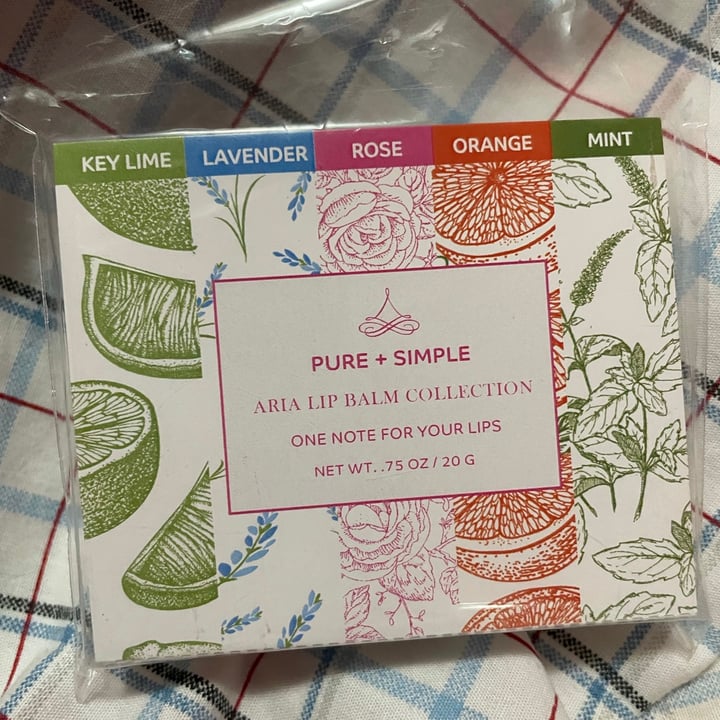 photo of Pure and simple Lip balm Key Lime shared by @esmevegana on  14 Aug 2021 - review