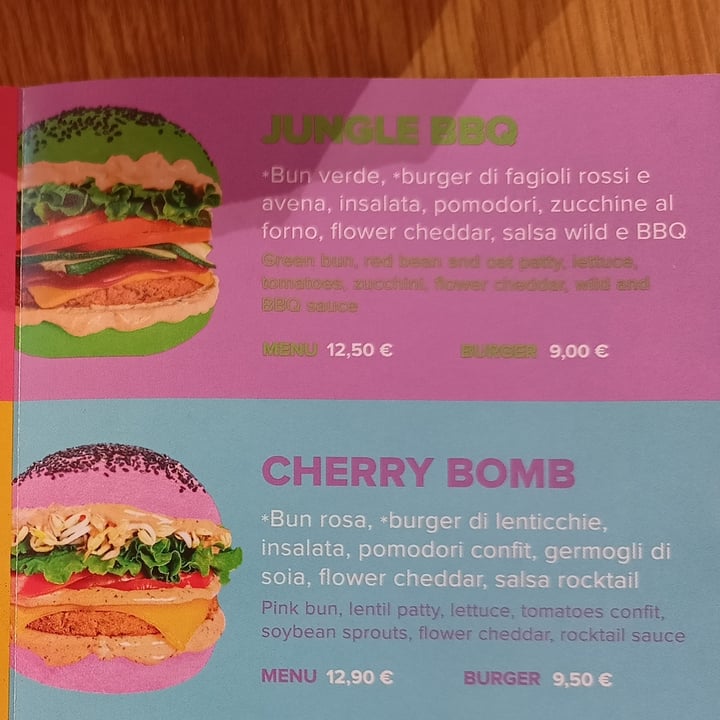 photo of Flower Burger Jungle BBQ shared by @marinasacco on  03 Oct 2022 - review