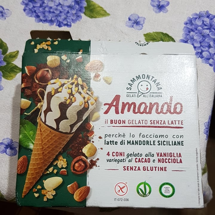 review photo of Sammontana 4 coni vaniglia, cacao e nocciola shared by @signan on 10 Jun 2022 - review