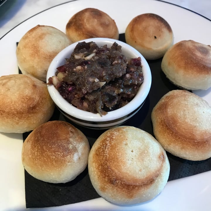 photo of PizzaExpress Dough Balls 'PizzaExpress' shared by @virtualputeri on  31 Oct 2019 - review