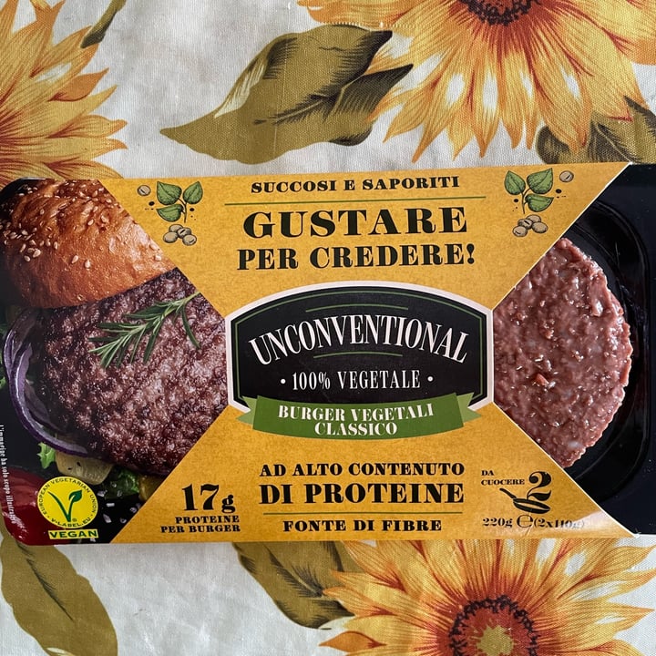review photo of Unconventional Burger Vegetale Classico - Classic Burger shared by @cecicarotepatate on 15 Apr 2022 - review