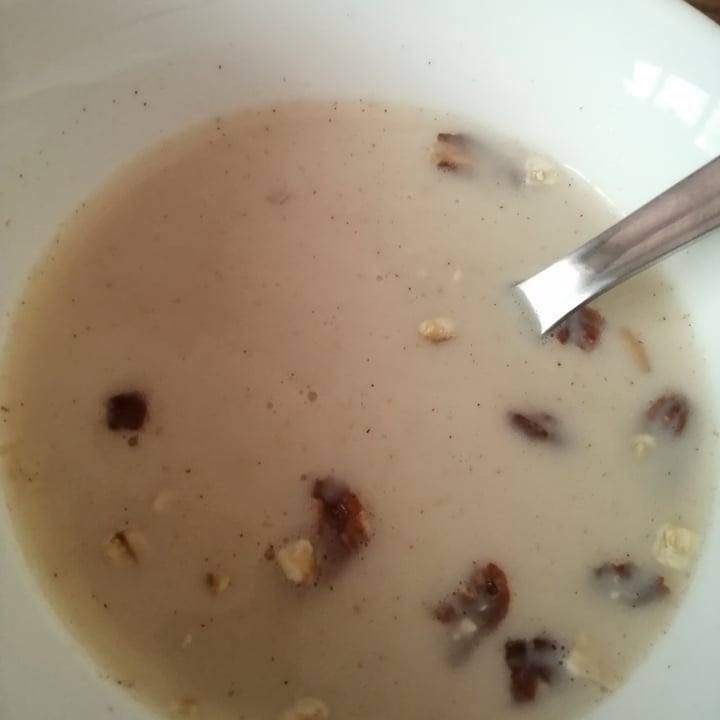 photo of Quaker Avena instantánea con nueces, pasas y dátiles. shared by @anheloski on  16 Sep 2021 - review
