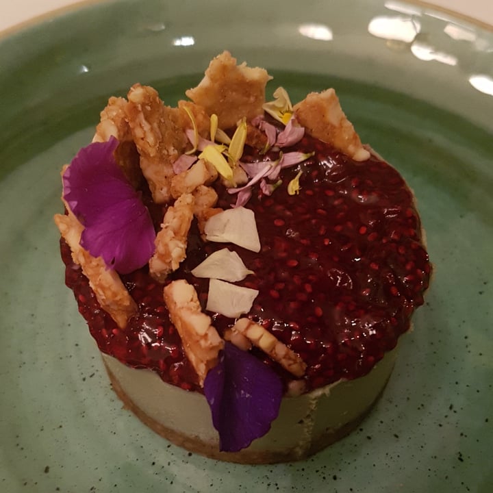 review photo of Kalifornia Kitchen Cheese Cake shared by @kons on 01 Jun 2020 - review