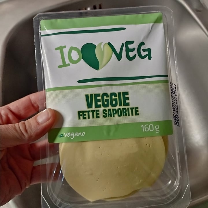 photo of ioVEG Veggie Fette saporite shared by @hannabee on  04 Feb 2022 - review