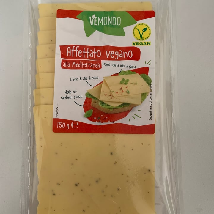 photo of Vemondo Affettato vegano alla Mediterranea shared by @srndipity on  15 Dec 2021 - review