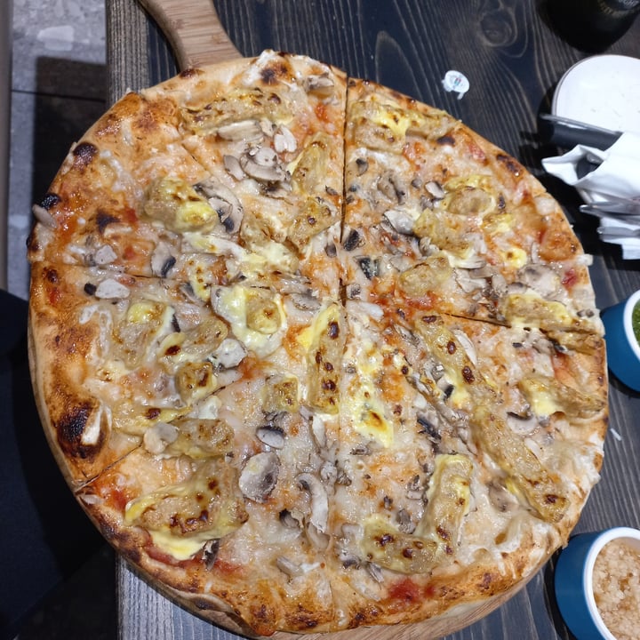 photo of Panarottis Table Bay Vegan Chicken and mushrooms shared by @talthegreenteacher on  30 Sep 2021 - review