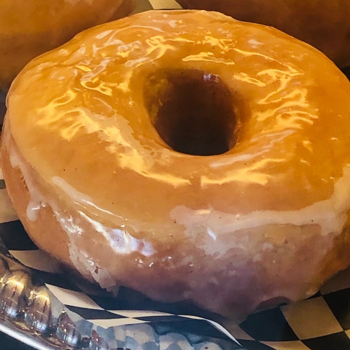 photo of Glam Doll Donuts Sugar Kane shared by @lonica on  26 Mar 2021 - review