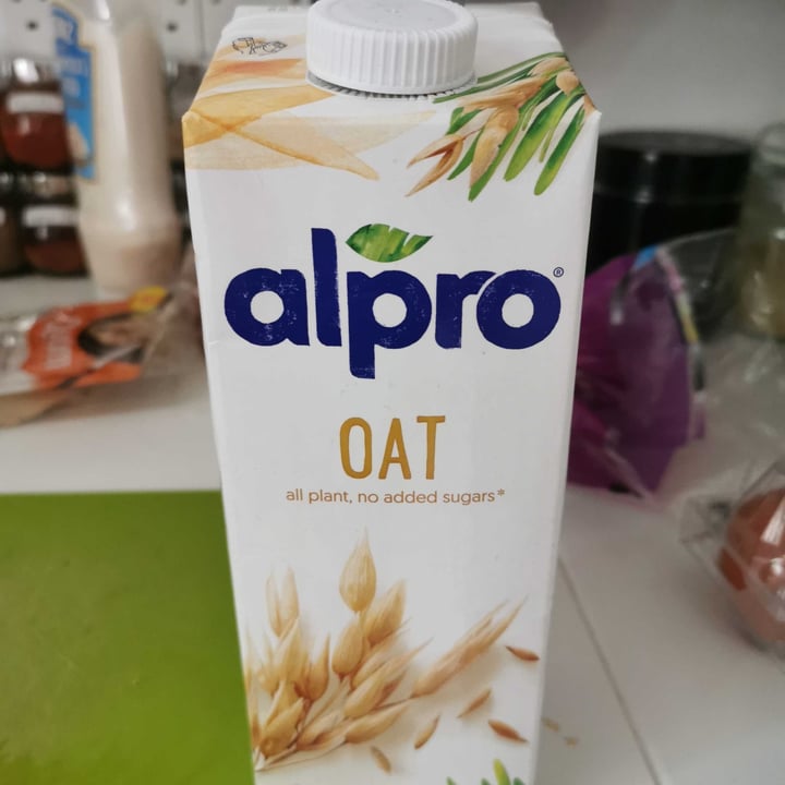 photo of Alpro Oat Milk shared by @dudagraziano on  25 May 2020 - review