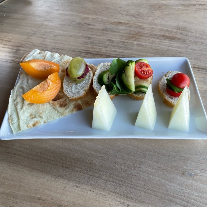 review photo of Caffè Nautilus aperitivo veg shared by @francyromana on 20 Aug 2022 - review