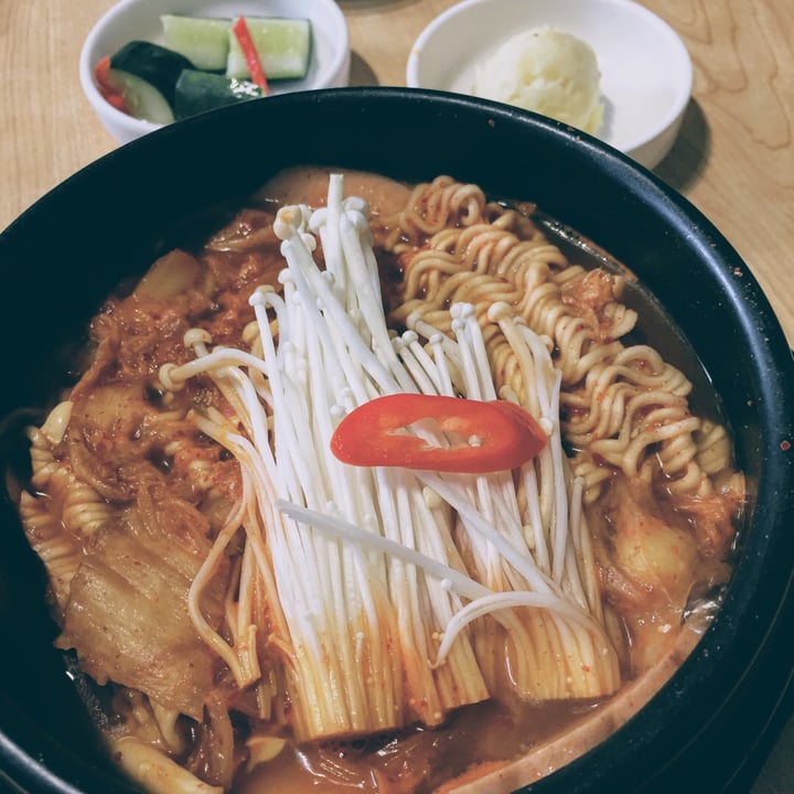 photo of The Boneless Kitchen Budae Jjigae (Korean Army Stew) shared by @waisum on  27 Jul 2019 - review