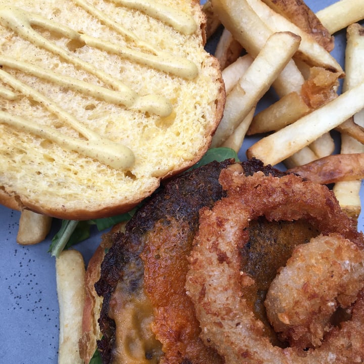 photo of Alakazam Hamburguesa forever shared by @danidilema on  06 Mar 2021 - review