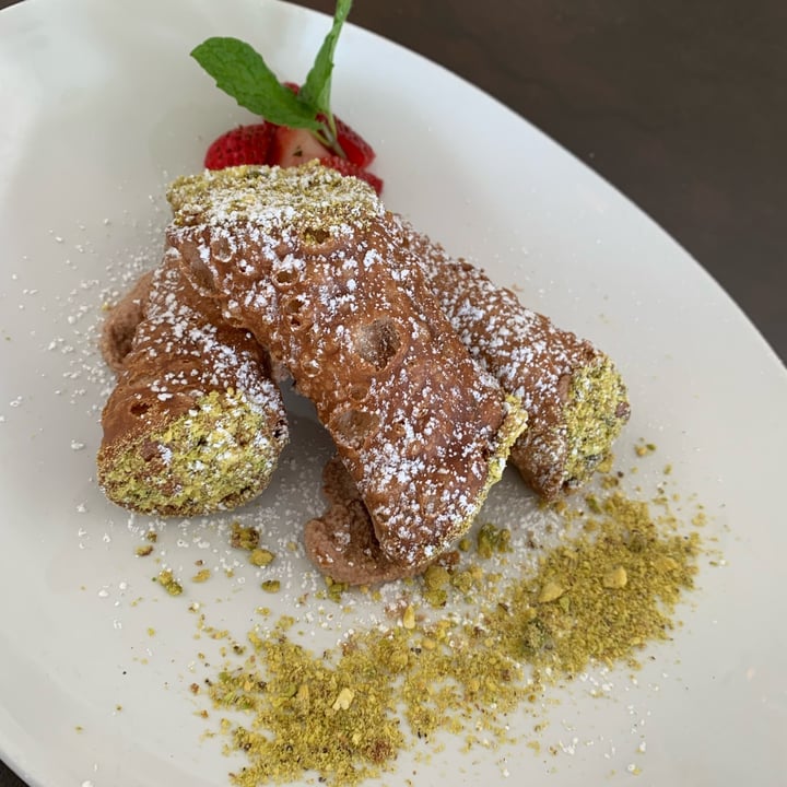 photo of Civico 1845 Vegan cannoli shared by @unejanie on  05 Feb 2022 - review