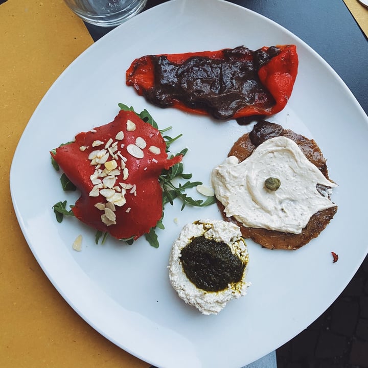 photo of Mezzaluna Antipasto Piemonte shared by @therealnoccio on  20 May 2022 - review