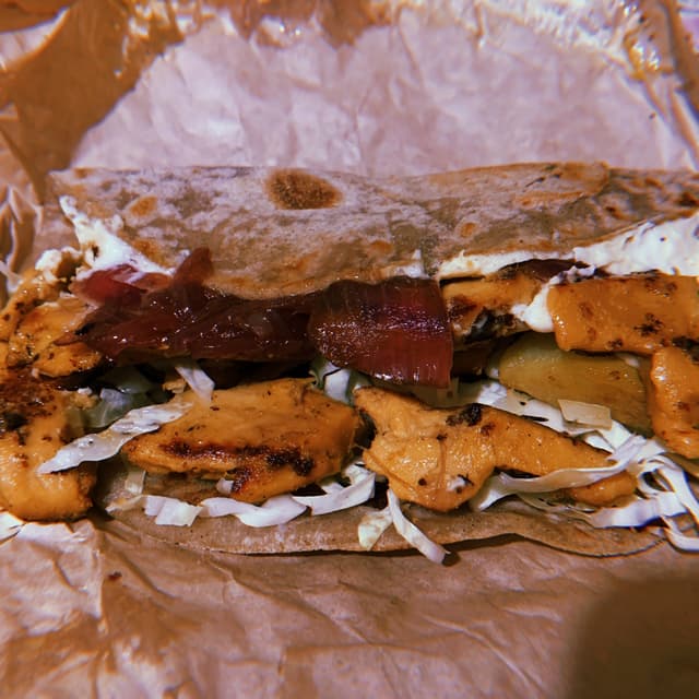 菜肴“Pita gyros”的照片