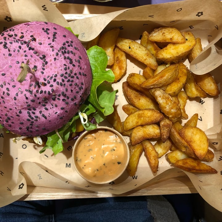 photo of Flower Burger Cherry bomb burger shared by @marimandeln on  26 Mar 2022 - review