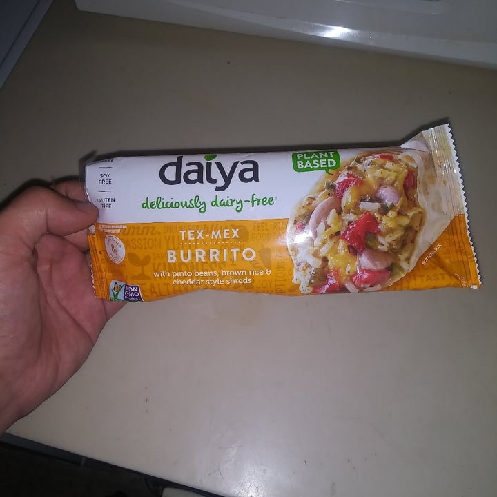 photo of Daiya Dayia Tex Me Burrito shared by @guggemosvegan on  06 Aug 2021 - review