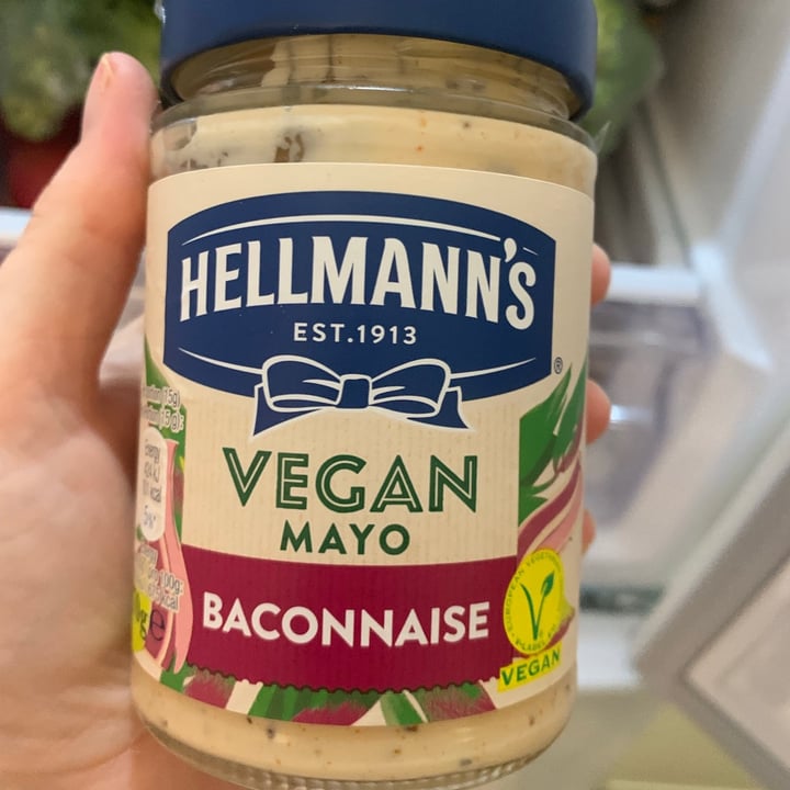 photo of Hellmann’s Vegan mayo baconnaise shared by @beccaboo on  26 Jun 2021 - review