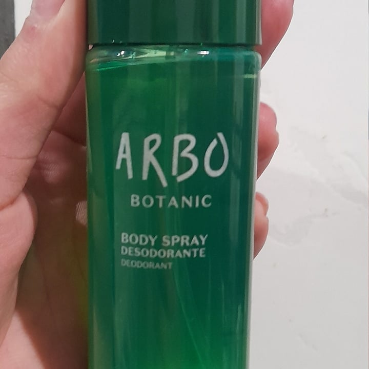 photo of O Boticário loção ultra- hidratante  desodorante shared by @perllasiqueira on  19 Jun 2022 - review