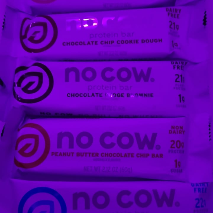 photo of No Cow Peanut Butter Chocolate Chip Bar shared by @philocalypso on  12 Jul 2020 - review