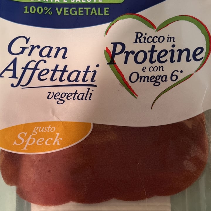 photo of Valsoia Gran Affettati Vegetali Gusto Speck shared by @marcellaferrara on  08 Oct 2022 - review