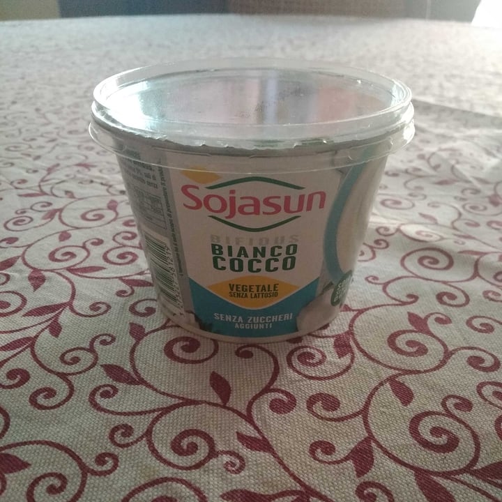 photo of Sojasun A la grecque nature shared by @areeell on  12 May 2022 - review