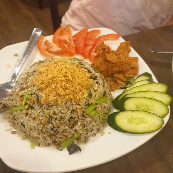photo of New Fut Kai Vegetarian Restaurant Olive Fried Rice shared by @joycekhoh on  02 Aug 2022 - review