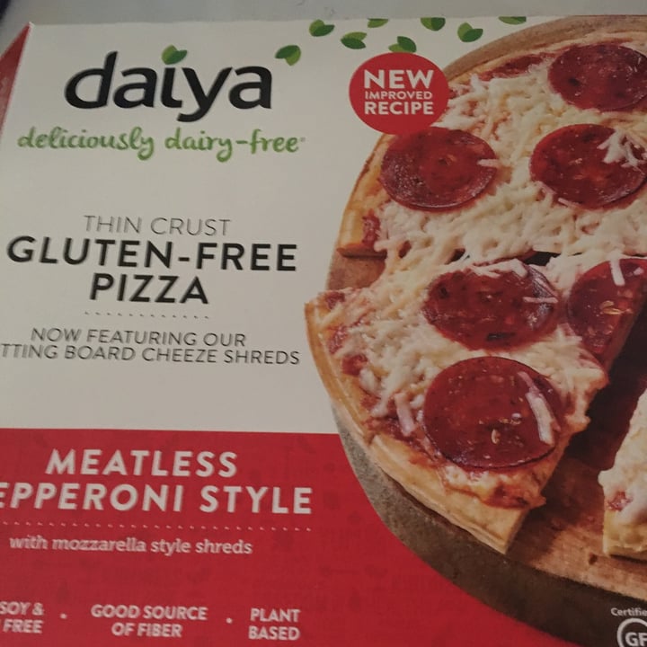 photo of Daiya Gluten-free Pizza Meatless Pepperoni Style shared by @navy5150 on  08 May 2021 - review