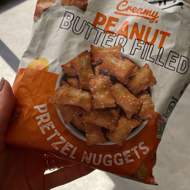 photo of Quinn Snacks Creamy peanut butter filled pretzels shared by @theghofer on  09 Feb 2022 - review