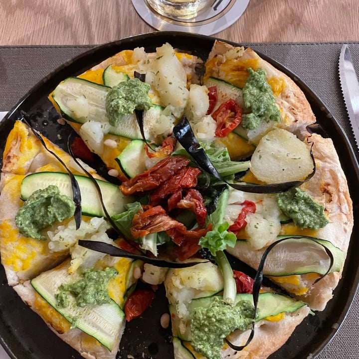 review photo of Fermata Est Pizza Vegana shared by @serenata on 01 Oct 2022 - review