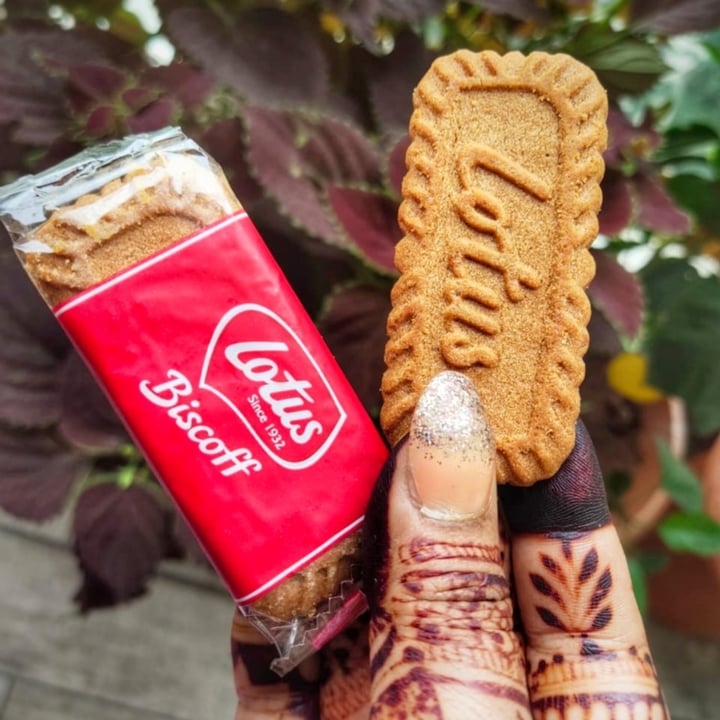 photo of Lotus Biscoff Lotus Biscoff Original Cookies shared by @myvegantale on  06 Jan 2021 - review