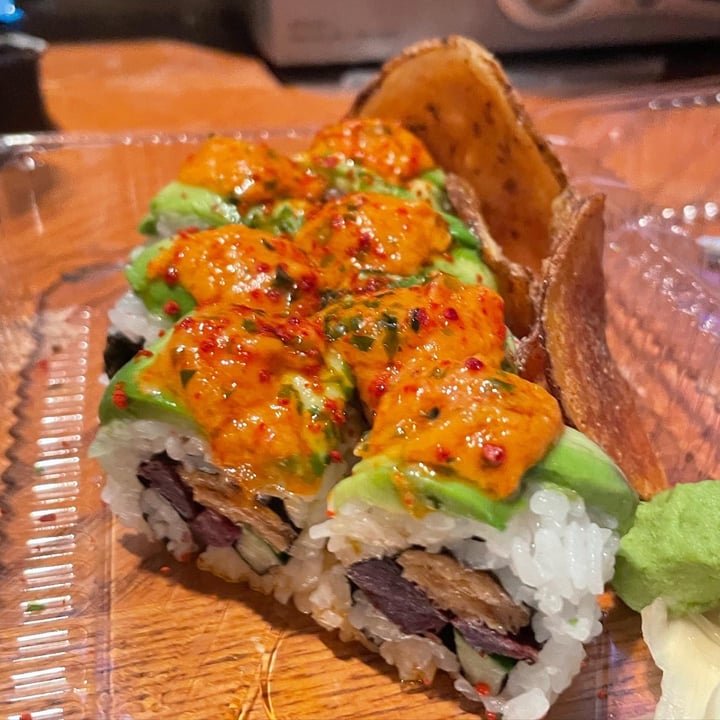 photo of Y93 Sushi Crave Japanese Cafe Vegan Sushi Roll shared by @beckislovesyou on  08 Jun 2022 - review