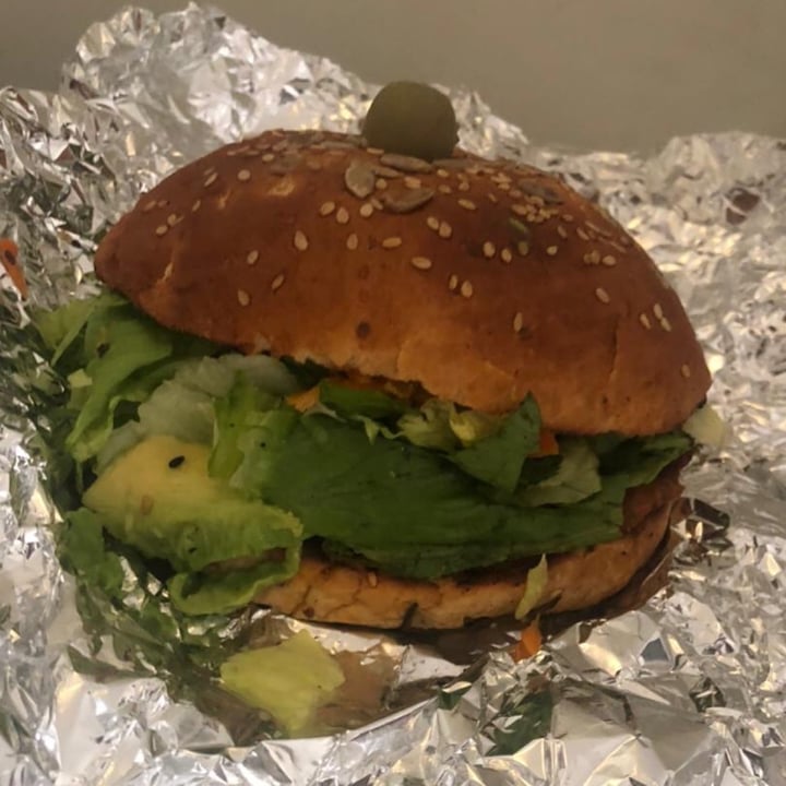 review photo of Nadis Go Vegan Hamburguesa falafel shared by @valeriarse on 13 Feb 2021 - review