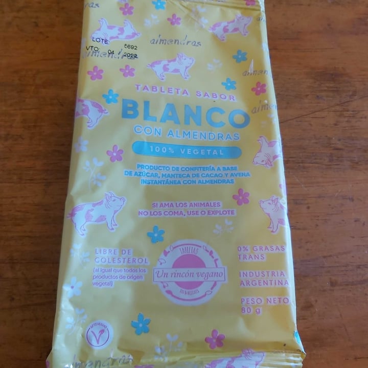 photo of Un Rincón Vegano Chocolate blanco con avena shared by @hhcamino on  25 Feb 2022 - review