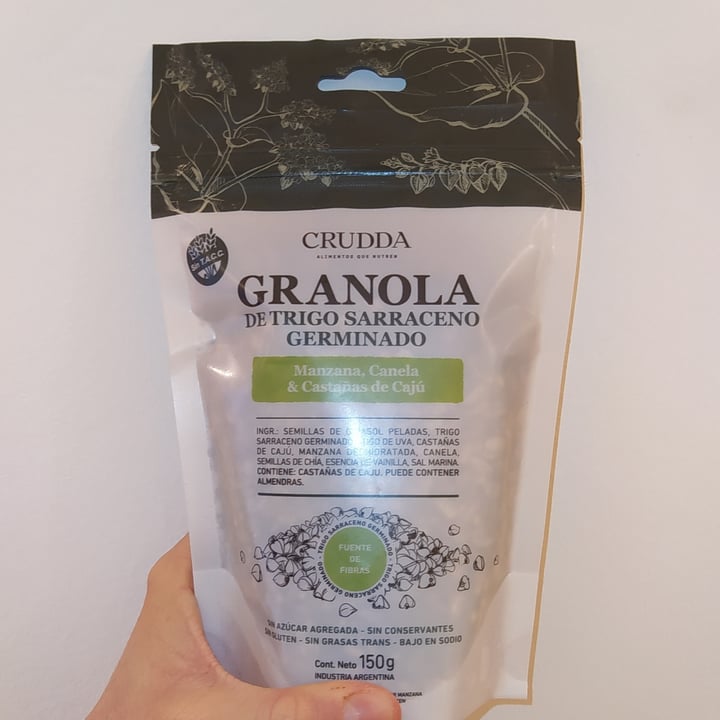 photo of Crudda Granola de Trigo Sarraceno Germinado Manzana, Canela y Castañas De Cajú shared by @fioniylula on  17 Jun 2021 - review