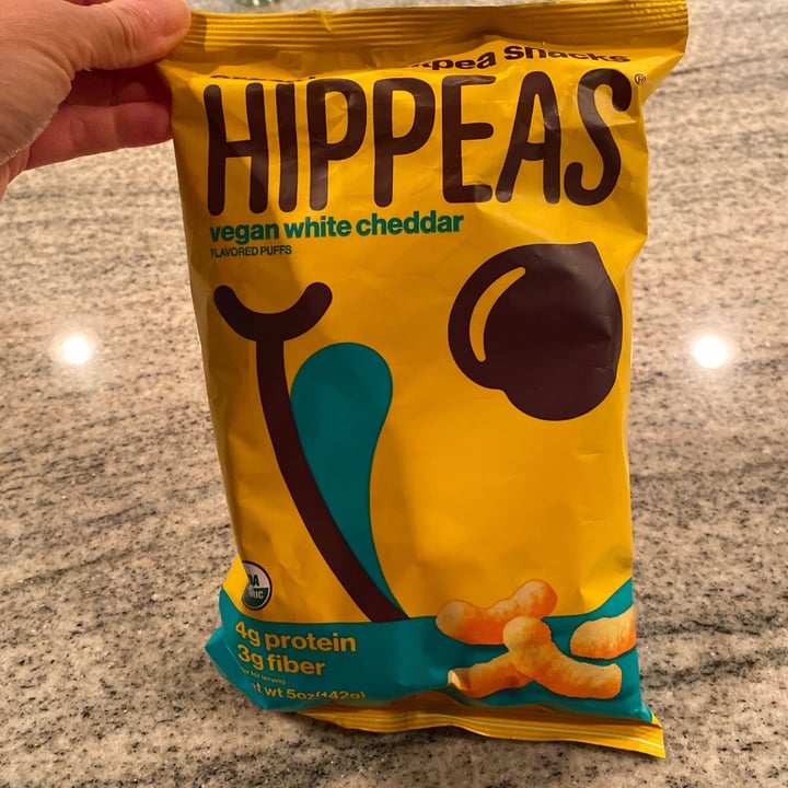 review photo of Hippeas Vegan White Cheddar Organic Chickpea Puffs shared by @kristacara on 11 Jun 2020 - review