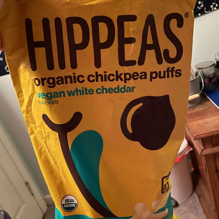 photo of Hippeas Vegan white cheddar hippeas shared by @risinghope on  20 Jun 2022 - review