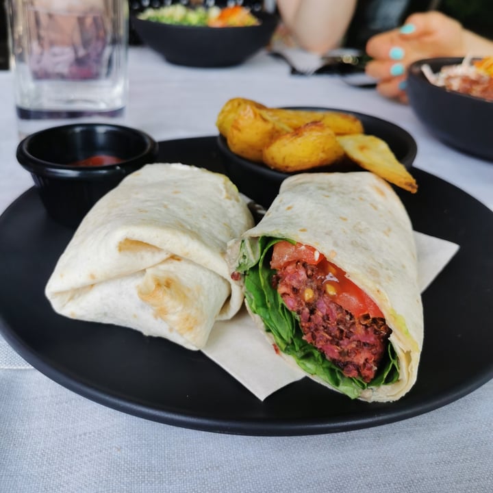 photo of Soulgreen Red Quinoa Wrap shared by @arualtyrell on  19 Jun 2021 - review