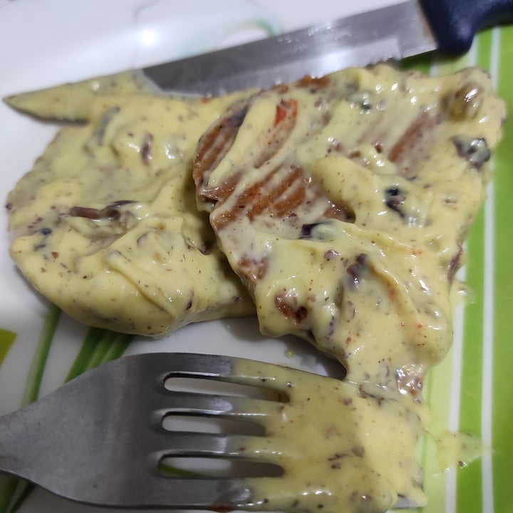 photo of Luchito's Food Vitel Tone shared by @fflorbarrios on  13 Dec 2021 - review