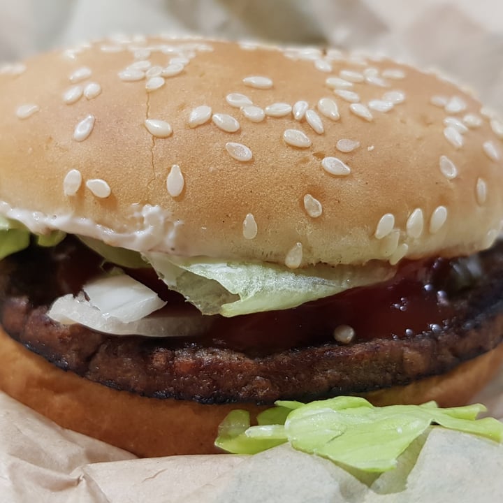 review photo of Burger King Leicester Square Plant-based Whopper Jr shared by @rnp20 on 21 Mar 2022 - review