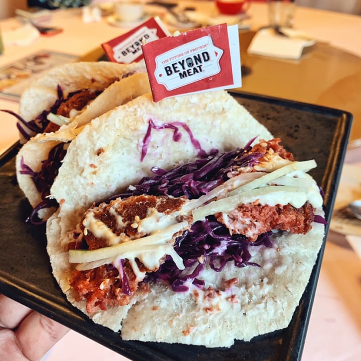 photo of Well Dressed Salad Bar Beyond Meat Asian Slaw Tacos shared by @goodvibesonly on  12 Apr 2019 - review