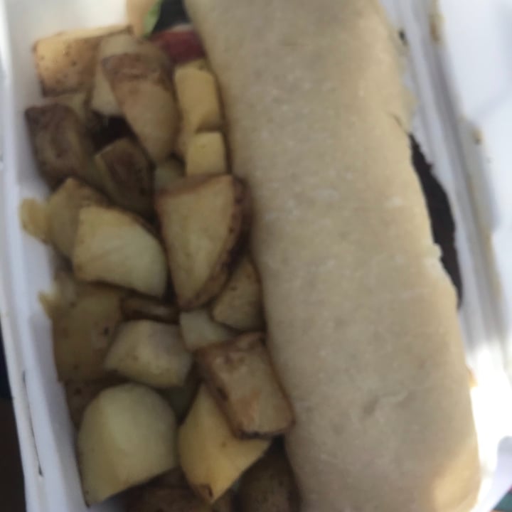 review photo of Estilo Veggie Sandwich Clasica Completa shared by @kiri- on 05 Nov 2020 - review