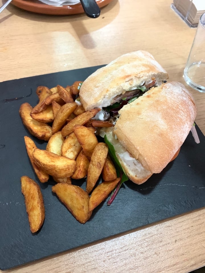 review photo of Pipol Bar Menú Completamente Vegano shared by @jessicarodriguez on 17 Jan 2020 - review