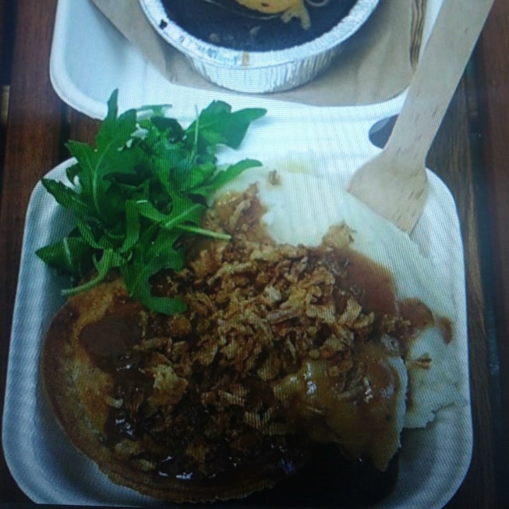 photo of Young Vegans Pie Shop Steak and Ale Pie shared by @adona on  08 Nov 2020 - review