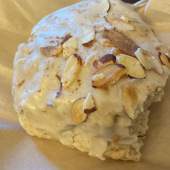 photo of SoJo's Donuts chai almond scone shared by @slanderson34me on  18 Sep 2022 - review