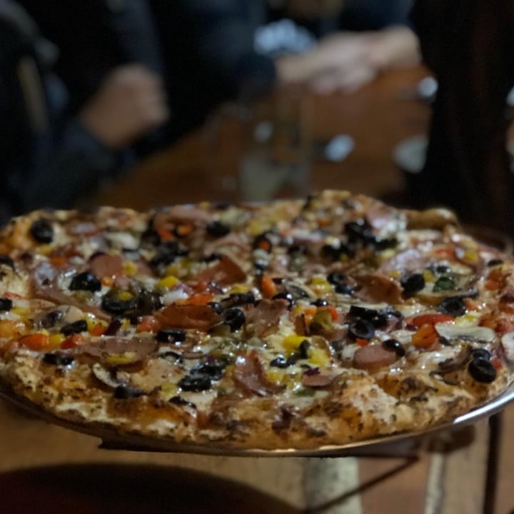 photo of Ixteriolo's Pizza Creta shared by @clauu14 on  08 Oct 2020 - review