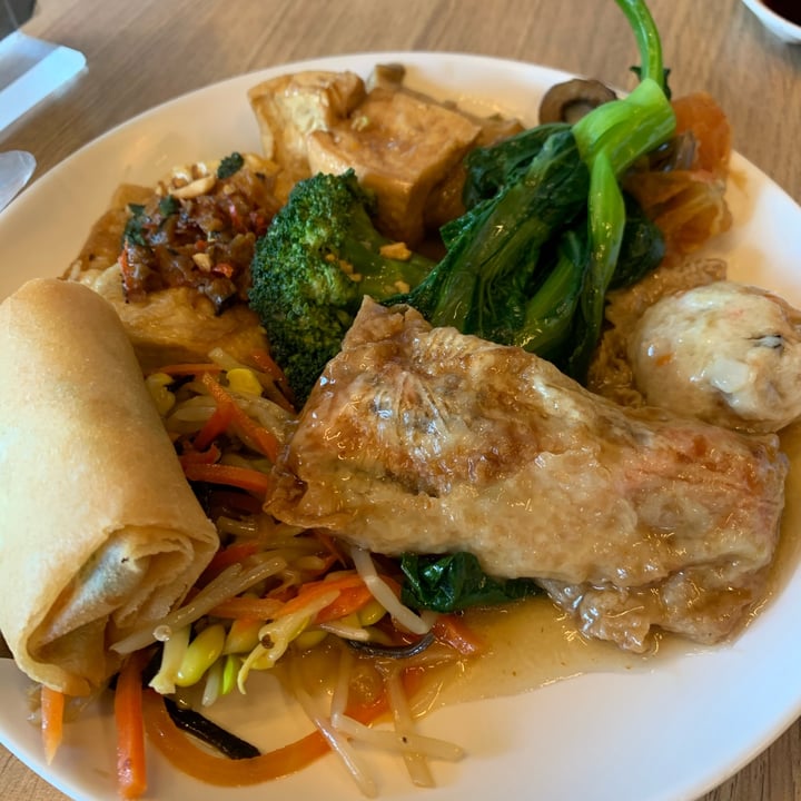 review photo of Bijas Vegetarian Restaurant 一念素食 The buffet?? shared by @eggryne on 13 Feb 2022 - review