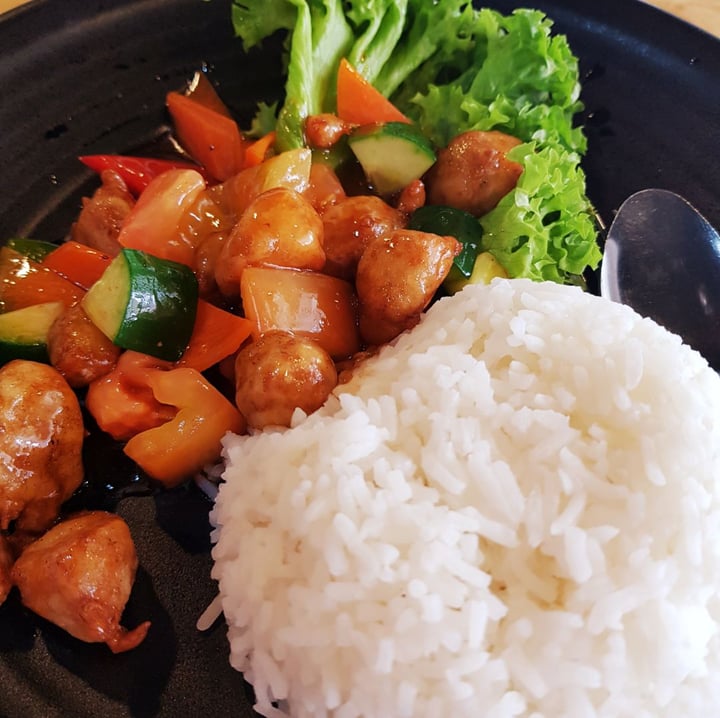 photo of Zi Zai Vegetarian Sweet & Sour Meat Set shared by @imgoodgirl on  19 Oct 2019 - review