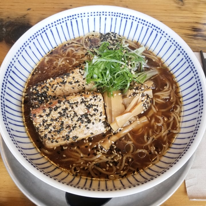 photo of Crafty Ramen Vegan Tokyo Salaryman shared by @plantpoweredpotato on  08 Jun 2021 - review